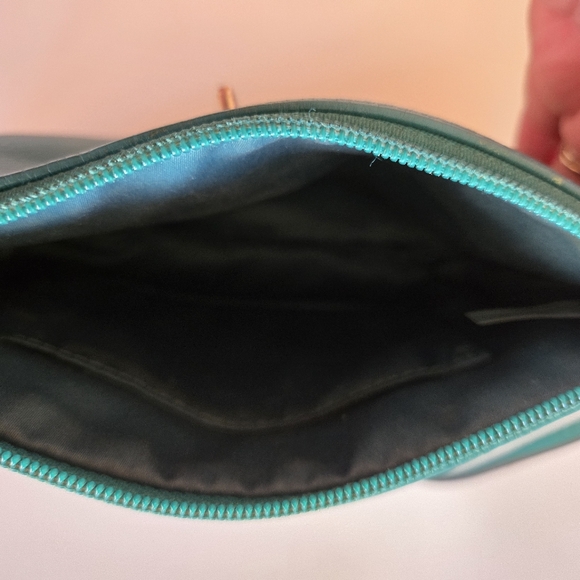 Vintage Coach Teal Leather Turnlock Wristlet - Picture 8 of 11